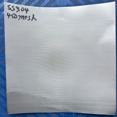 Un buen precio. 25 micrones de tela de filtro de acero inoxidable 304 en línea